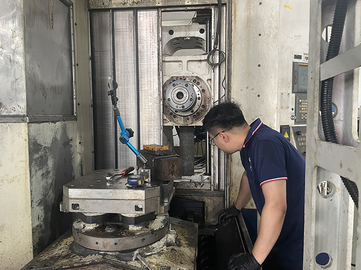 日本三菱500臥加及OKUMA 大修