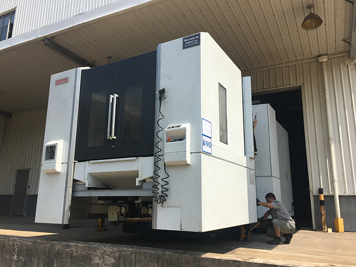 臥式加工中心搬遷